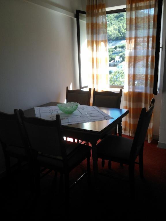 Apartments Anica Sobra Room photo
