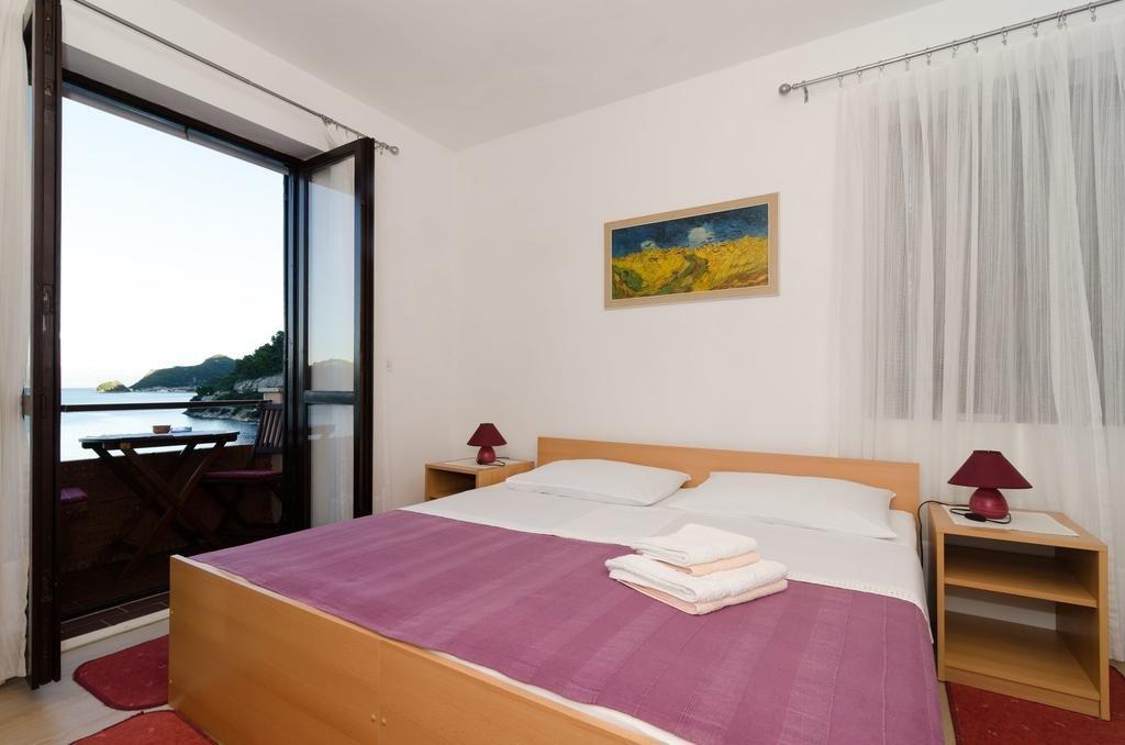 Apartments Anica Sobra Exterior photo
