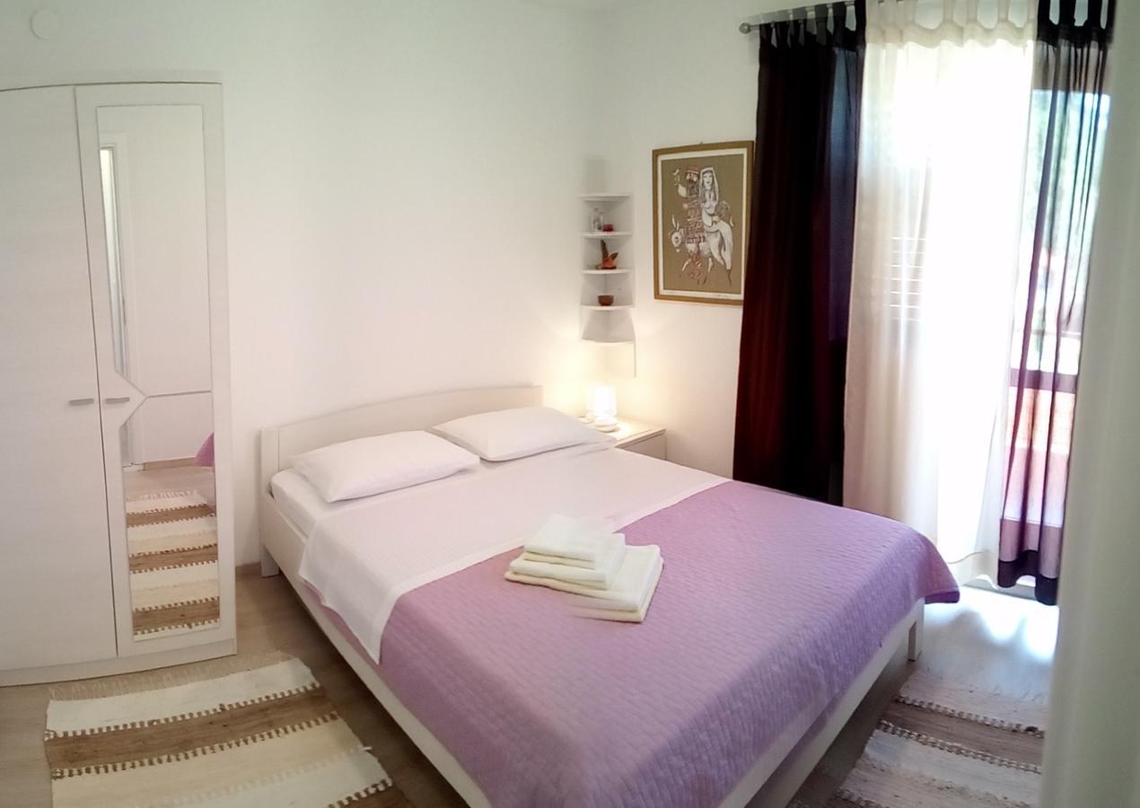 Apartments Anica Sobra Exterior photo