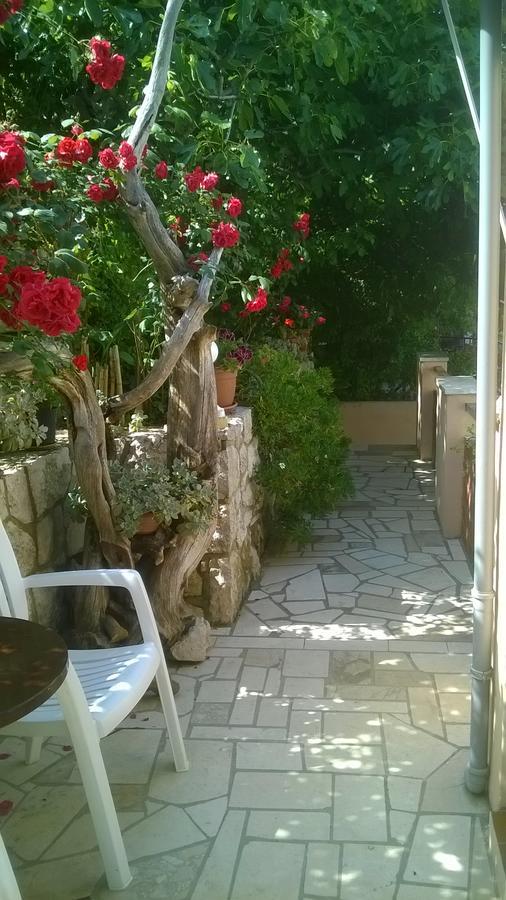 Apartments Anica Sobra Exterior photo